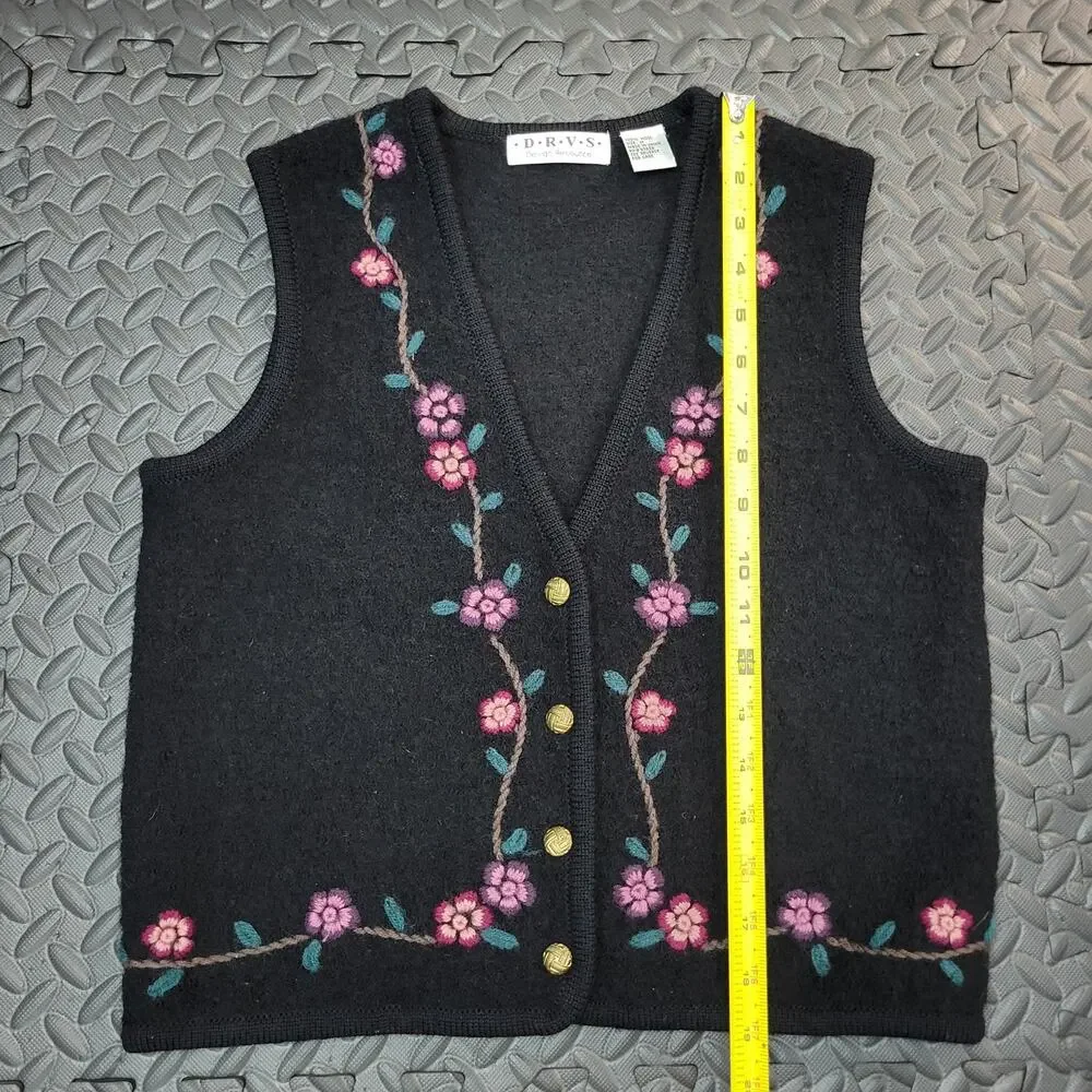 Vintage Wool Embroidered Vest Floral Boho Cottagecore Fairycore Coastal Grandma